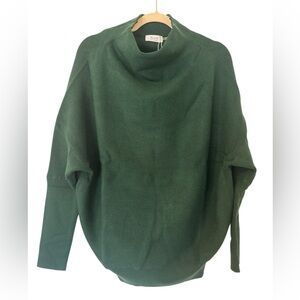 NWT Bluivy Comfy Pullover Sweater in Hunter Green Size M/L